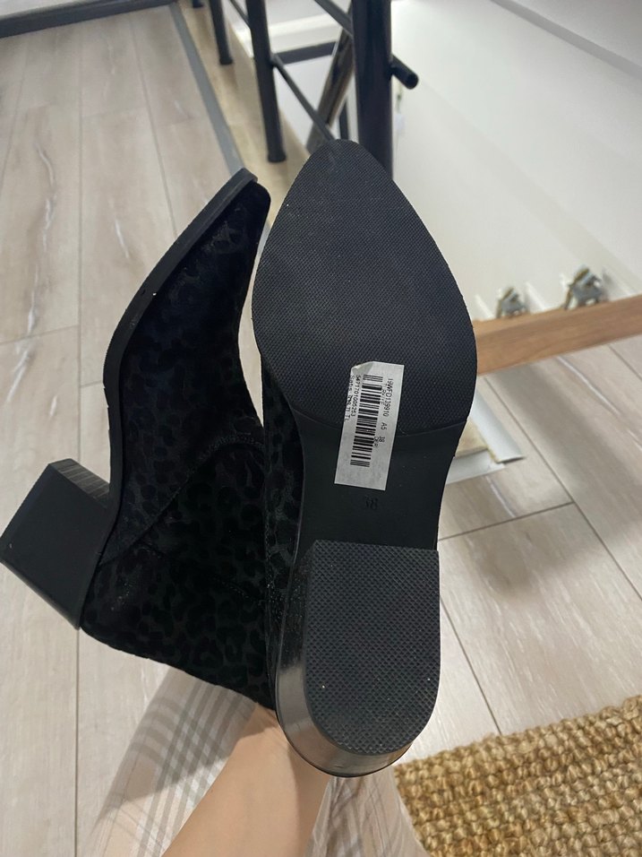 Siyah leopar Desenli Süet Dolgu Topuk Bot - Görsel 3