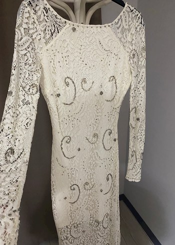 Dantel Detaylı Beyaz Uzun Elbise - Görsel 3