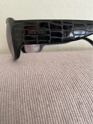 Kenneth Cole Siyah marka gözlük