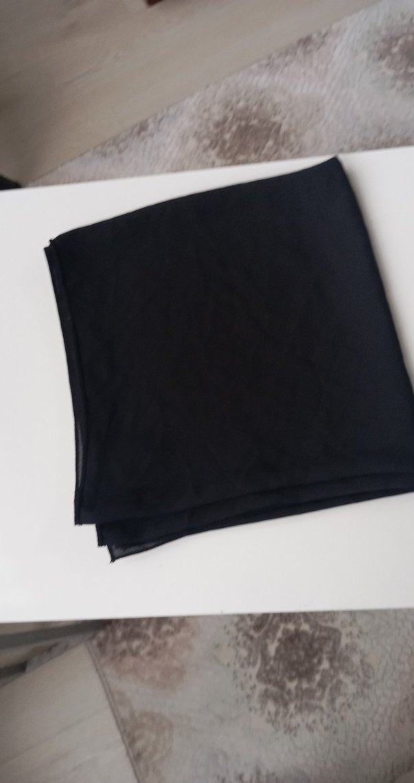 Siyah Kadın Elastik eşarp - Görsel 2