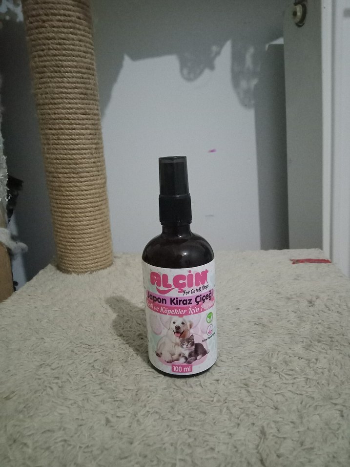 Alçin Japon Kiraz Çiçeği Parazit Önleyici Kedi ve Köpek Parfümü - Görsel 2