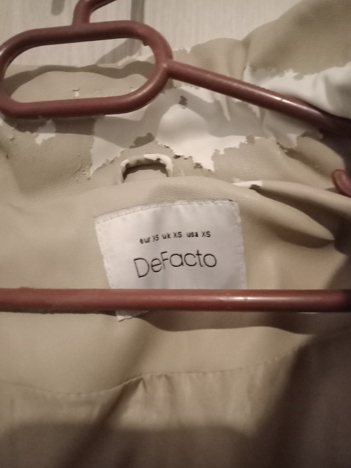 Bej Düğmeli Deri Kadın Ceket - Görsel 3