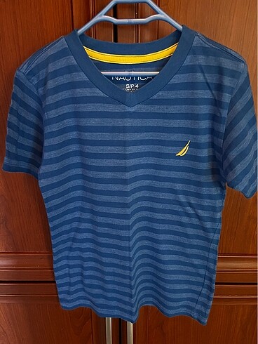 Nautica t-shirt