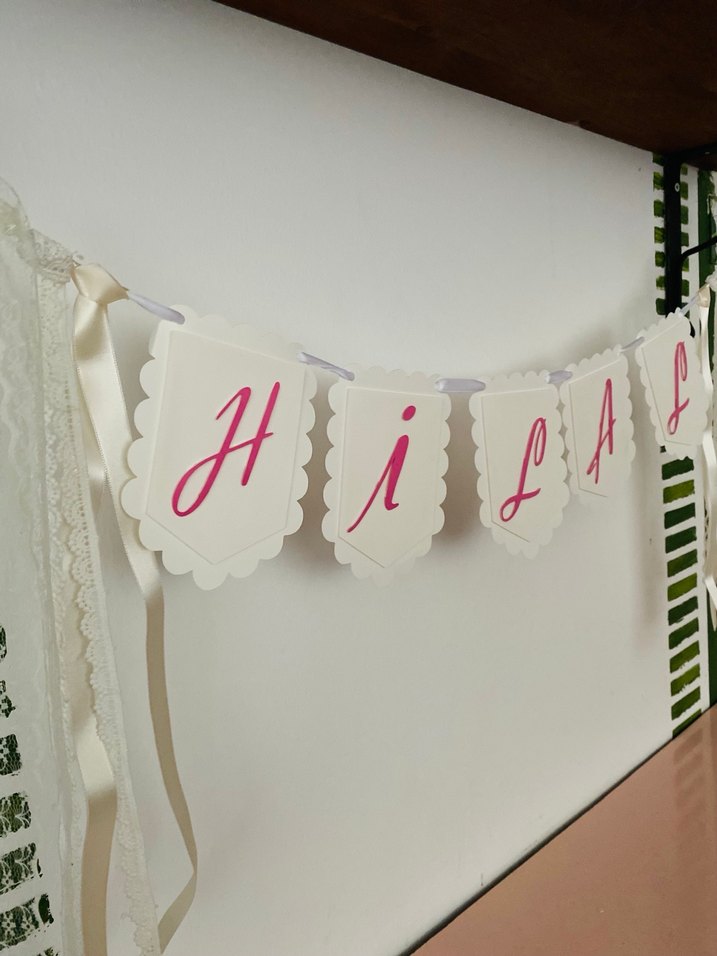 Beyaz 'HİLAL' Yazılı Dekoratif  doğum günü Duvar Süsü - Görsel 2