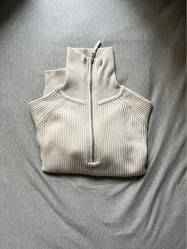 Pull and Bear Fermuarlı Crop Triko