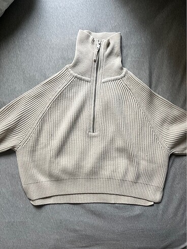m Beden Pull and Bear Fermuarlı Crop Triko