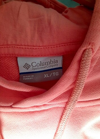 Columbia Columbia Sportswear marka kapüşonlu sweat short.