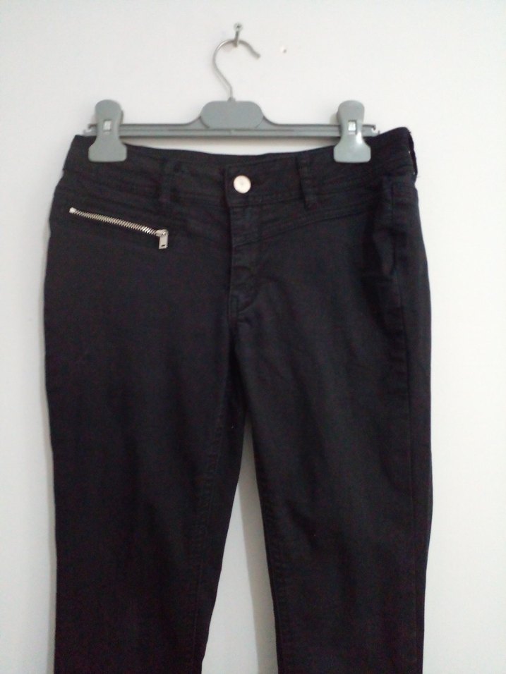 Siyah Dar Kesim Denim Kadın Pantolon - Görsel 2