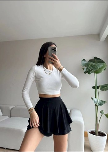 şortlu mini etek