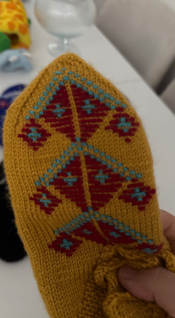 Nakışlı Örgü patik - Görsel 2