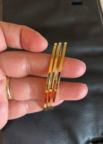 Çelik Altın Renkli Minimalist Kadın Bileklik