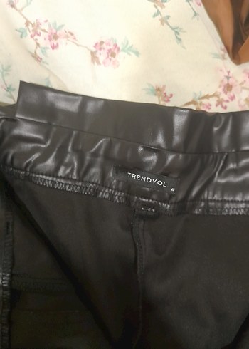 2 Adet kahverengi ve siyah deri kuşaklı bermuda &şort. - Görsel 5