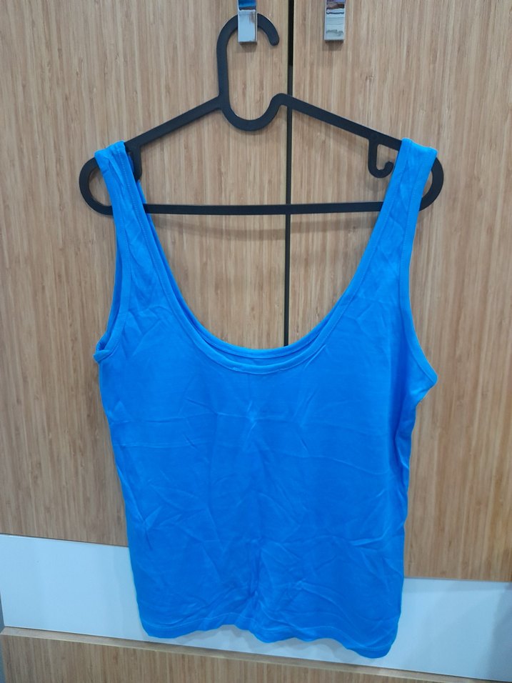 Mavi V Yaka Kolsuz Kadın Atlet - Görsel 3