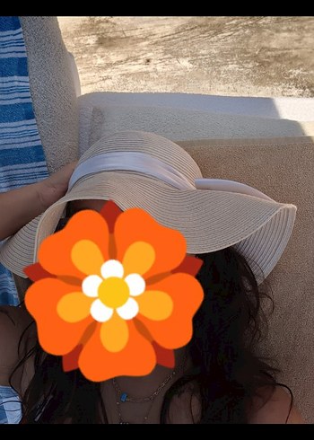 Diğer Beyaz Fiyonk Detaylı Hasır Şapka