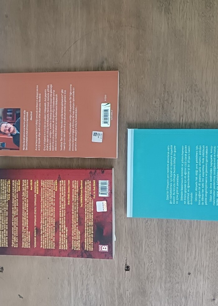 Üç adet kitap - Görsel 2