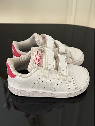 Adidas spor ayakkabı