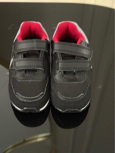 22 Beden Nike spor ayakkabı