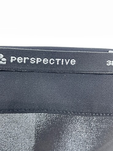 38 Beden siyah Renk Perspective Bluz %70 İndirimli.