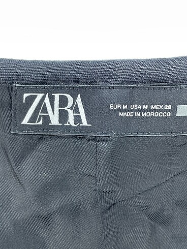 m Beden siyah Renk Zara Yelek %70 İndirimli.