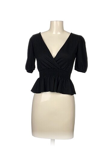 Stradivarius Bluz %70 İndirimli.