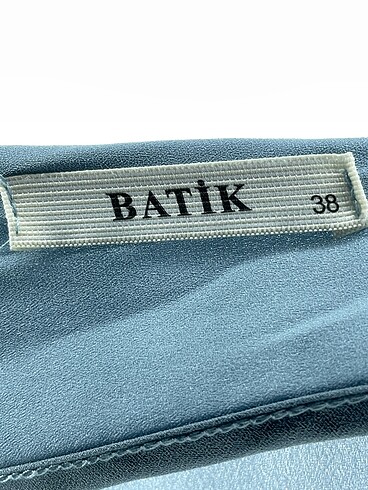 38 Beden mavi Renk Batik Uzun Elbise %70 İndirimli.