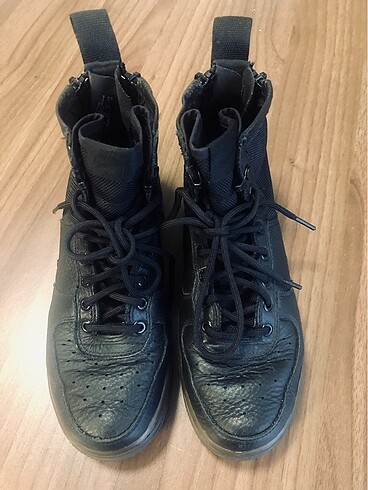 NIKE ithal bot