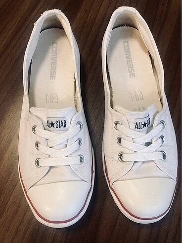 Converse spor ayakkabı
