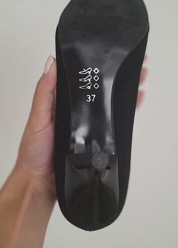 Siyah Süet topuklu ayakkabı  - Görsel 5