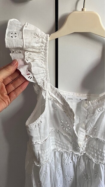 Zara Beyaz kız çocuk elbise