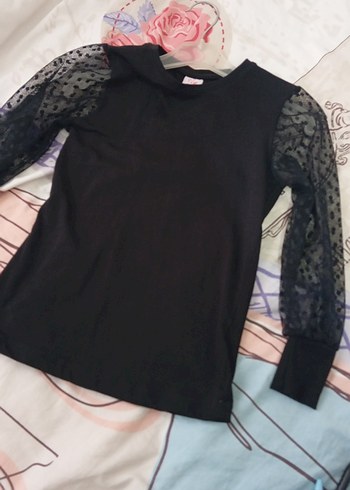 Kız Çocuk Siyah V Yaka Fermuarlı Tişört - Görsel 4