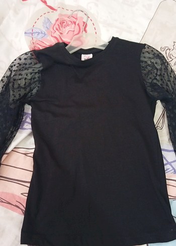 Kız Çocuk Siyah V Yaka Fermuarlı Tişört - Görsel 2