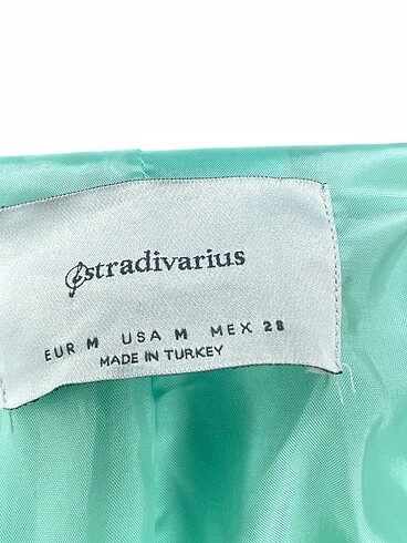 m Beden yeşil Renk Stradivarius Blazer %70 İndirimli.