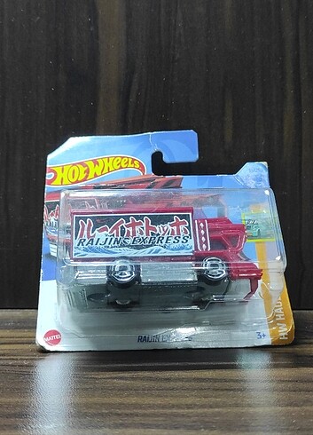  Beden Renk Hotwheels 3 lü Regular Set