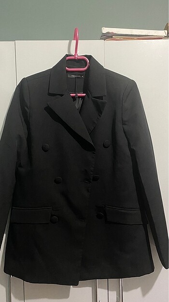 34 Beden TRENDYOLMILLA SİYAH BLAZER CEKET