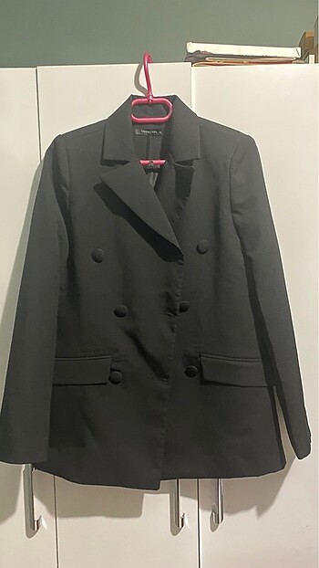 TRENDYOLMILLA SİYAH BLAZER CEKET