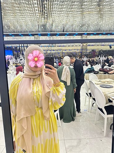 44 Beden Hem günlük hem düğünlük elbise