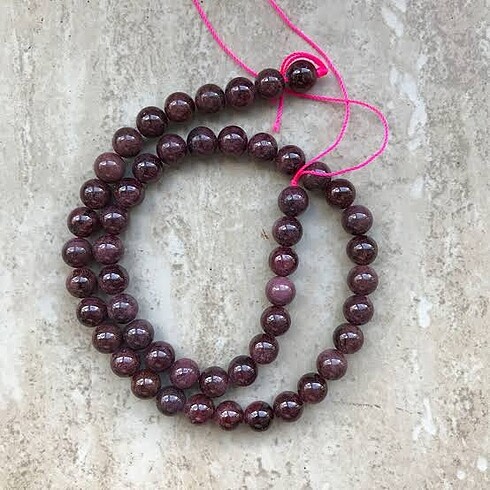 8 mm Lal (garnet) dizi