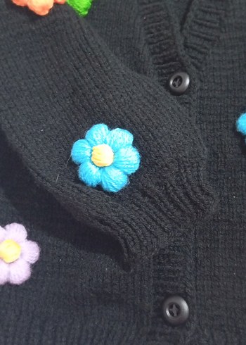 Renkli Nakışlı Örgü Kız Hırka 4 5 6yaşa olur - Görsel 3