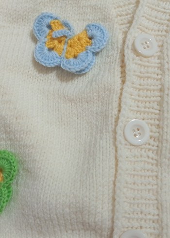 Renkli Nakışlı Beyaz Kız Hırka kendim örüyorum 4 5 6 yaşa olur - Görsel 2