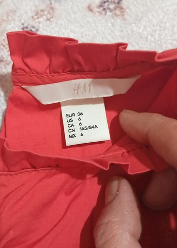 Kırmızı Keten, Fırfırlı V-Yaka Bluz - Görsel 2