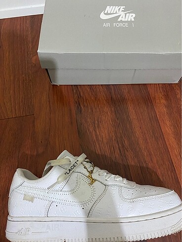 44 Beden Nike Air Force 1 Luis Vuitton White