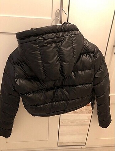 Trendyol & Milla Crop Kapşonlu Mont