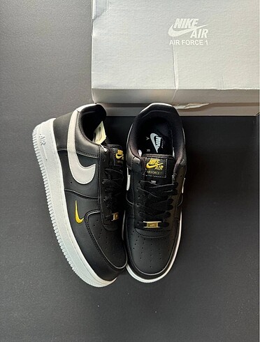 Nike Air Force