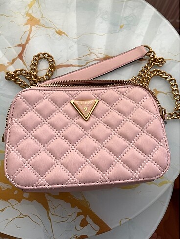 Guess çanta