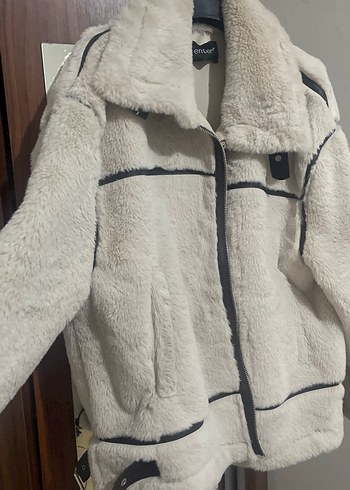 Krem Suni Kürklü Kadın Kışlık Mont - Görsel 2