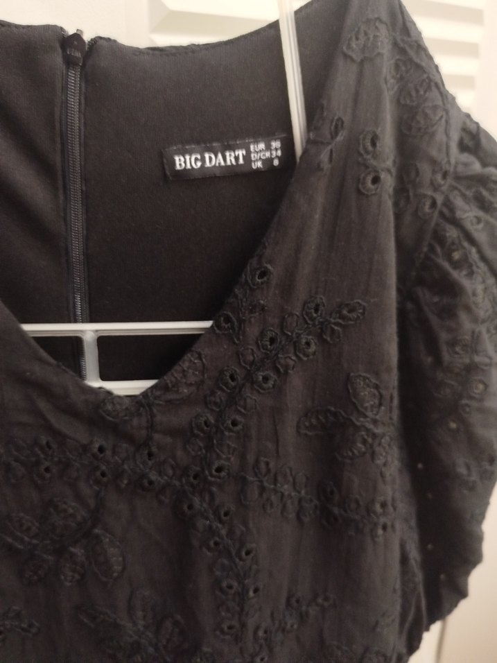 V Yaka Siyah Midi Gotik Elbise - Görsel 5