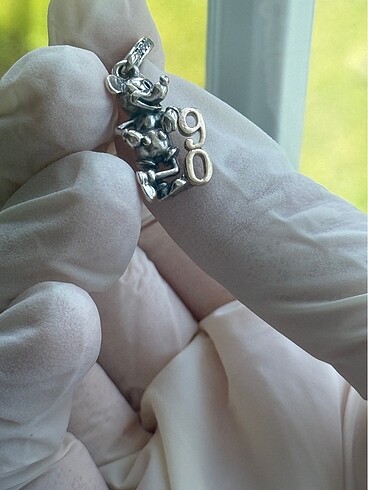 Beden Pandora Disney Mickey Mouse 90. Yıl Dönümü Charm
