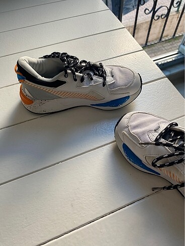 31 Beden beyaz Renk Puma spor ayakkabı
