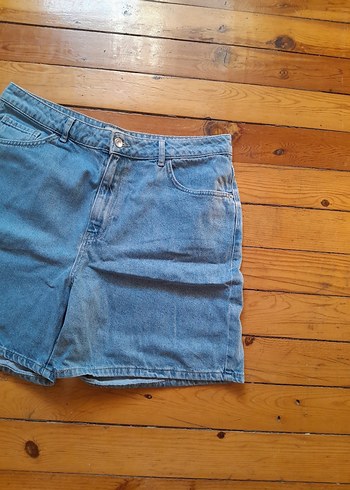LC Waikiki Kadın Mavi Mini Rahat Kesim Denim Şort