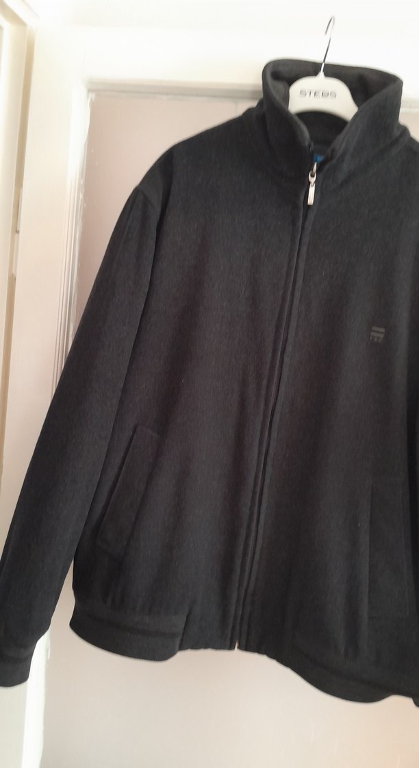 Siyah Fermuarlı Yüksek Yakalı Erkek kaşe mont - Görsel 3